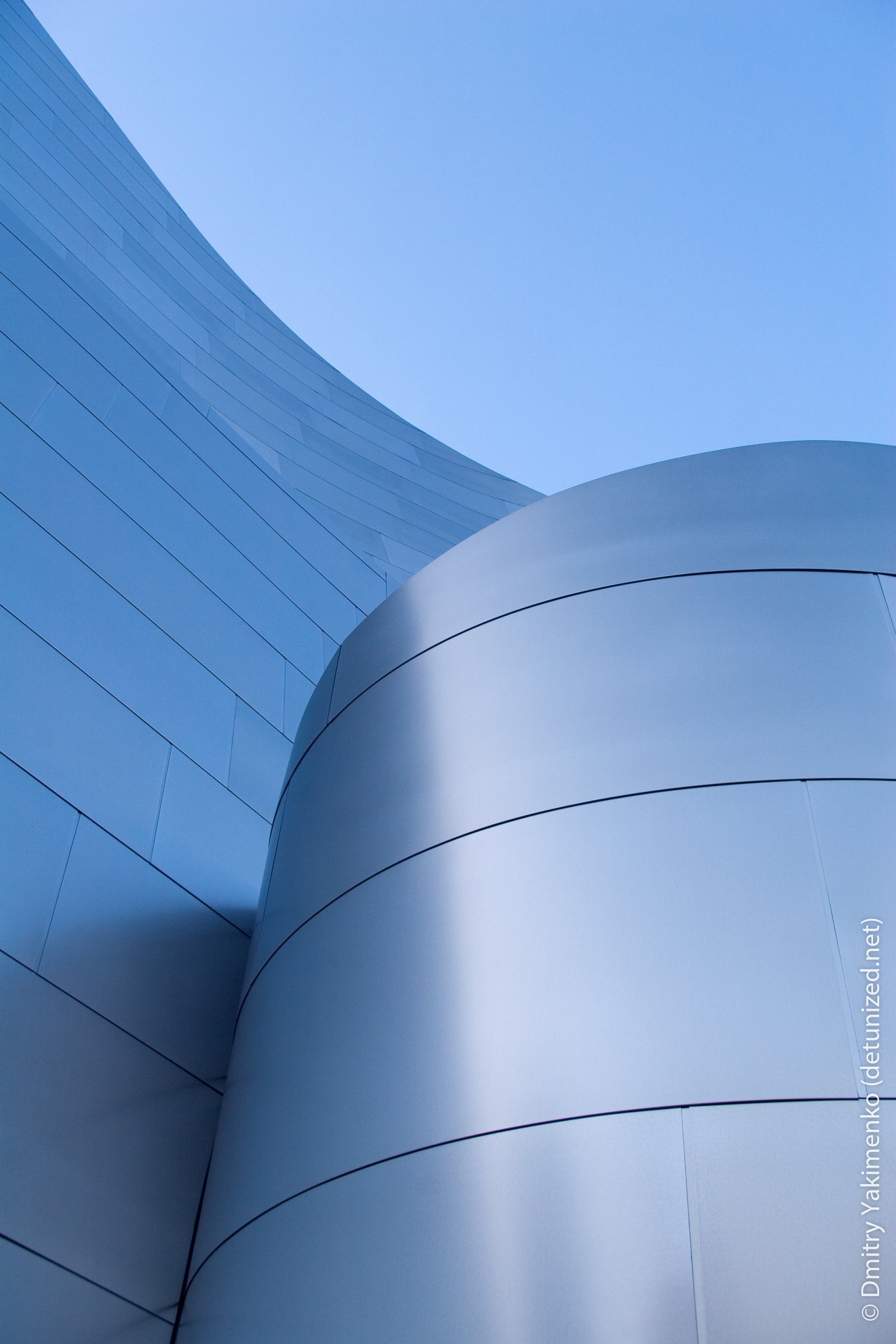 Walt Disney Concert Hall, March 2005, photo 8 of 21