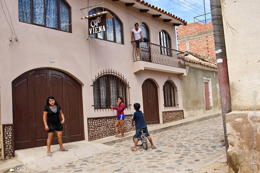 Sucre, January 2010, photo 20 of 52
