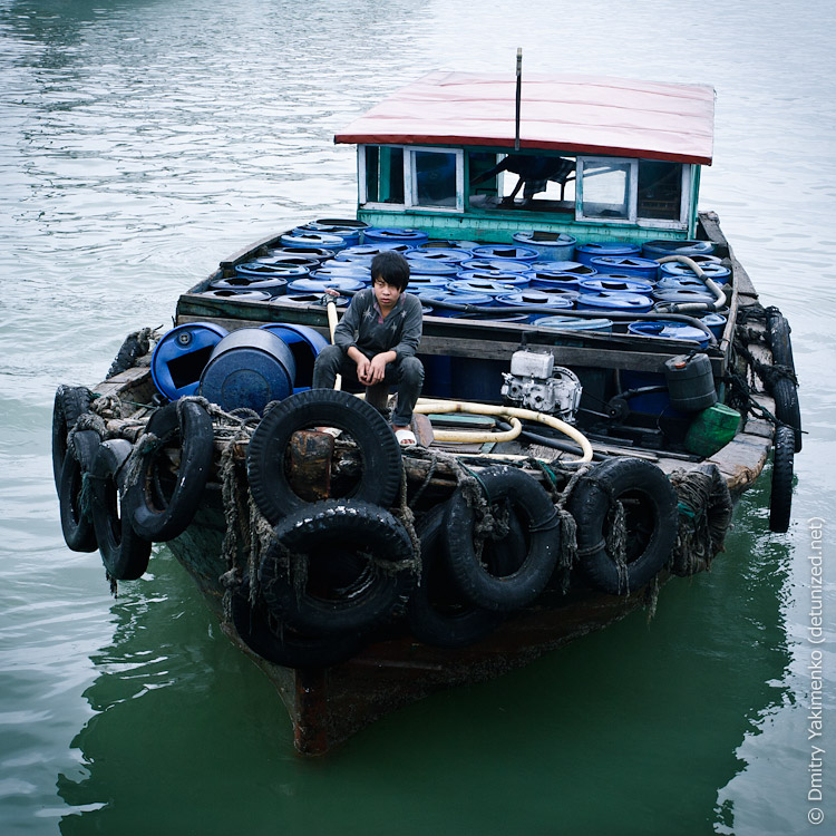 Ha Long Bay, March 2012, photo 2 of 23